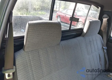 1994 Toyota Pickup 1/2 Ton Short Whlbase Stb z USA, uszkodzony, nr VIN 4TARN81A2RZ268986